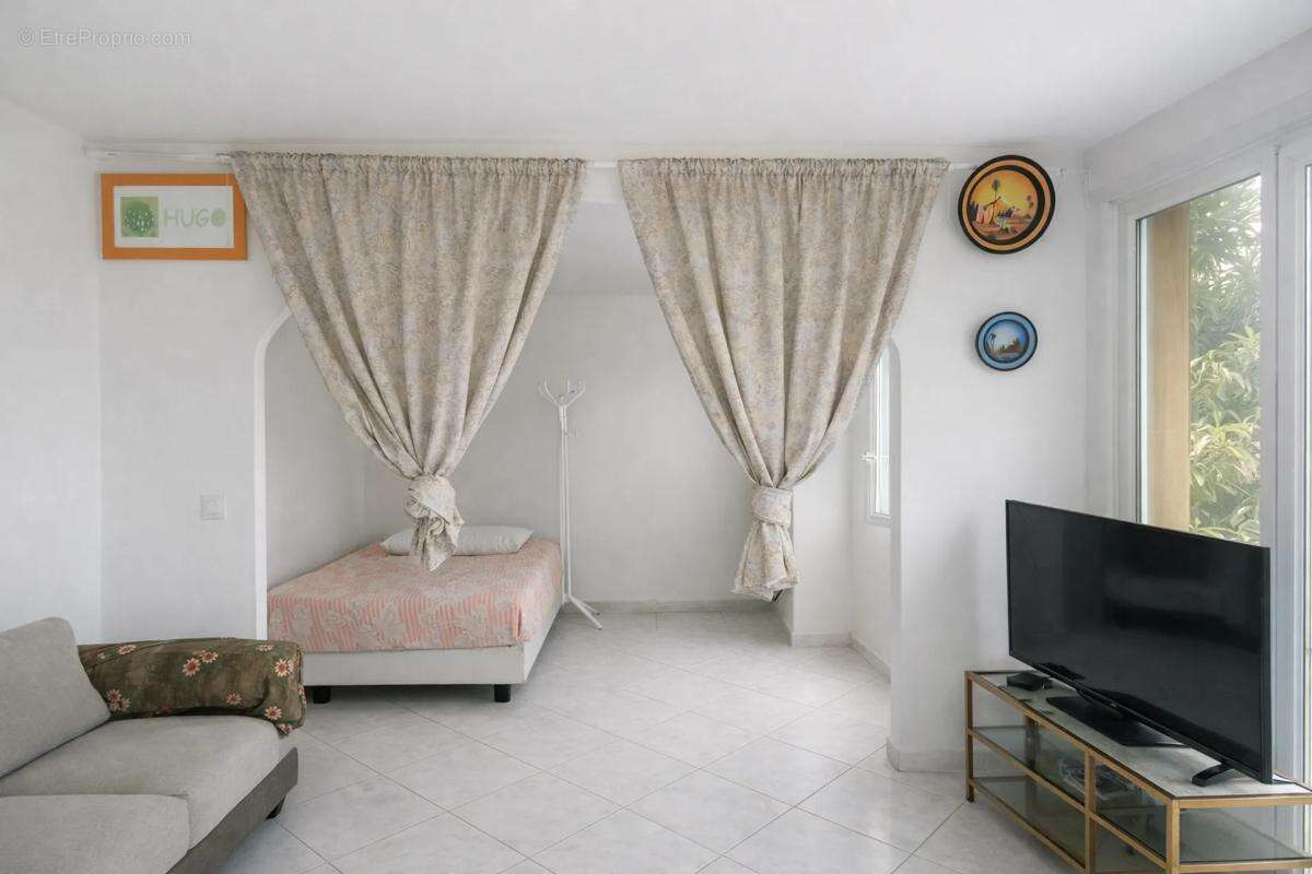 Appartement F3 - 50 m2 - Épinay sur Seine - photo 2