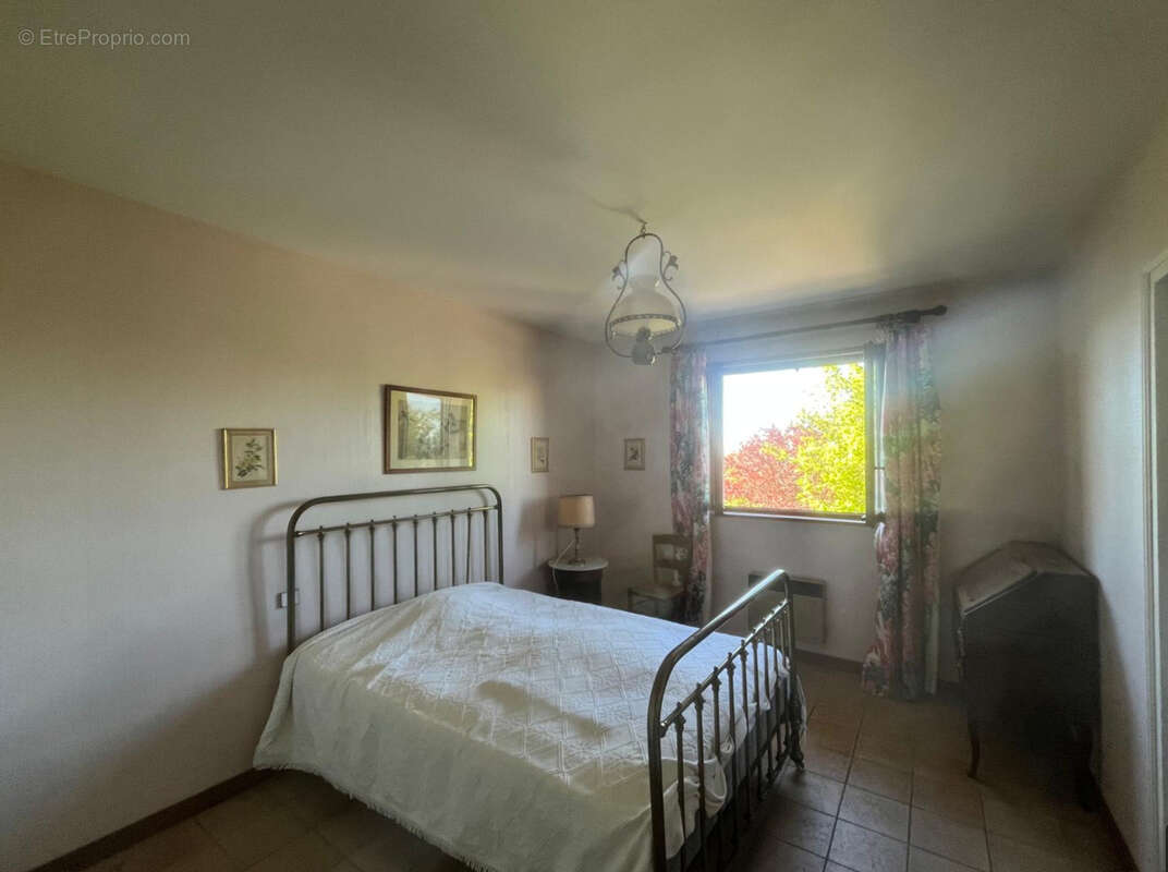 Maison à CEYZERIAT