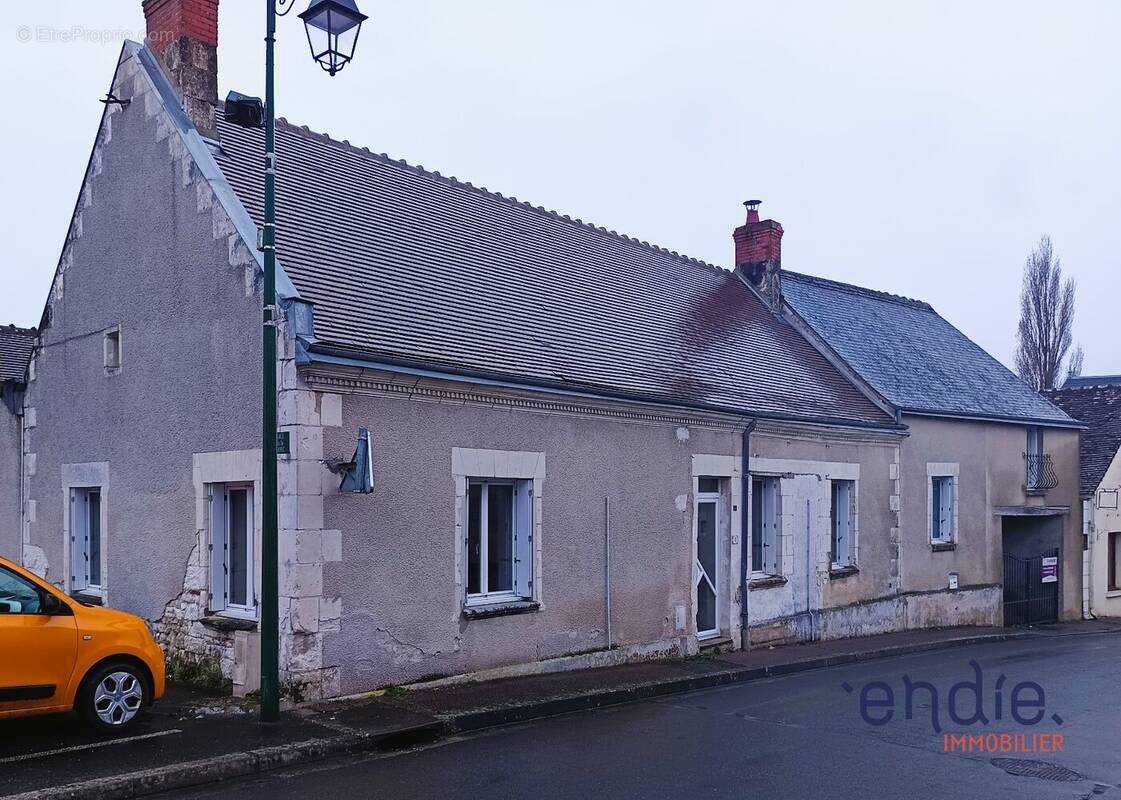 Maison à VARENNES