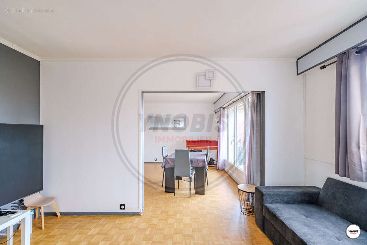 Appartement à MEULAN