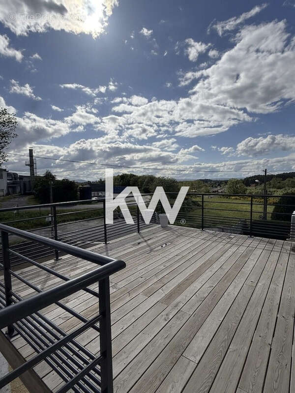 Appartement 90 m² à Sainte-Sigolene  - photo 4