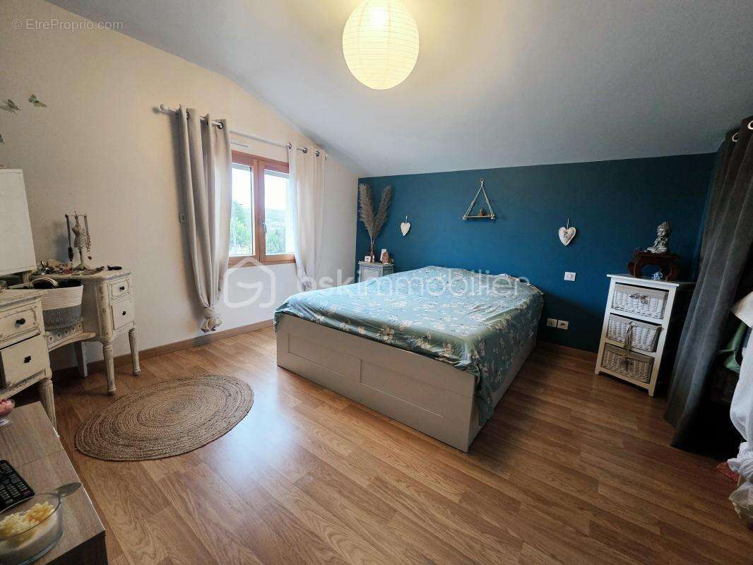 Maison Familliale T5 avec piscine - photo 11