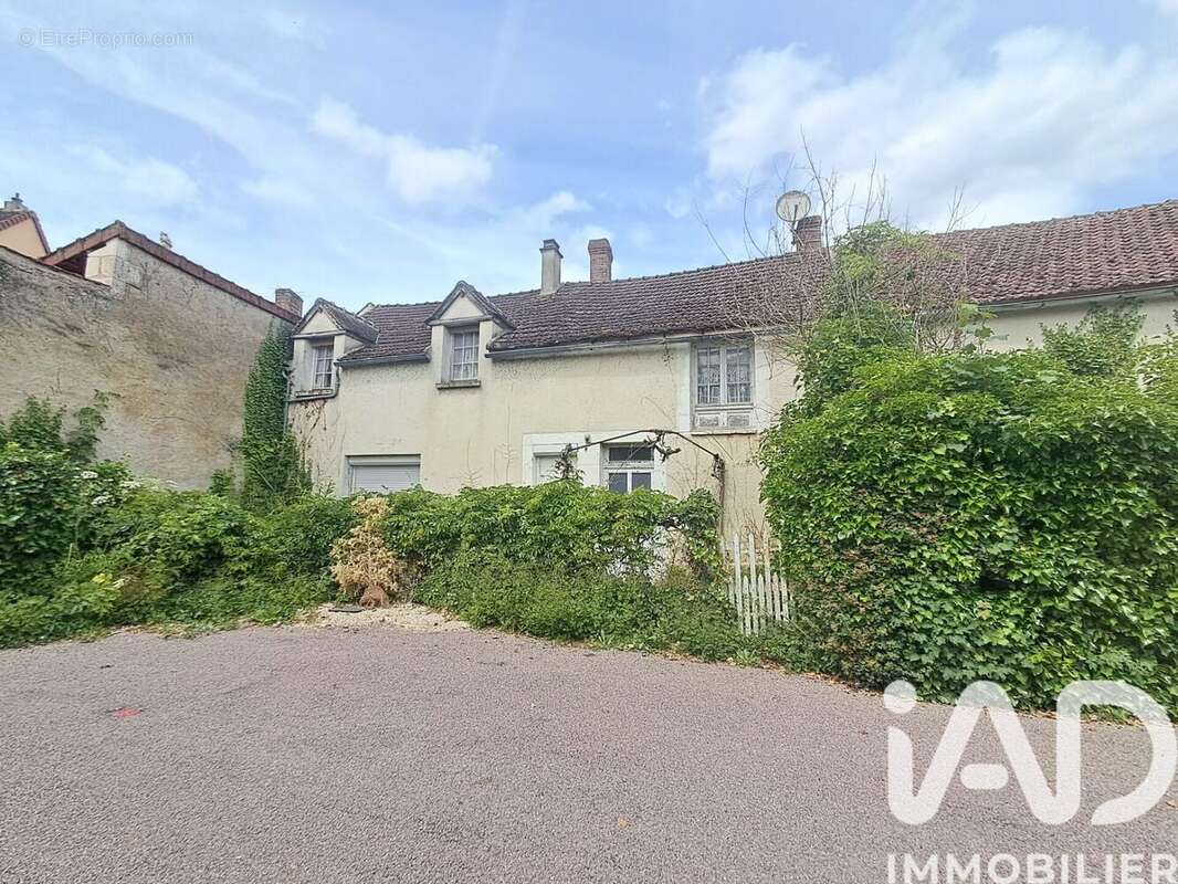Photo 4 - Maison à LA CHAPELLE-VAUPELTEIGNE