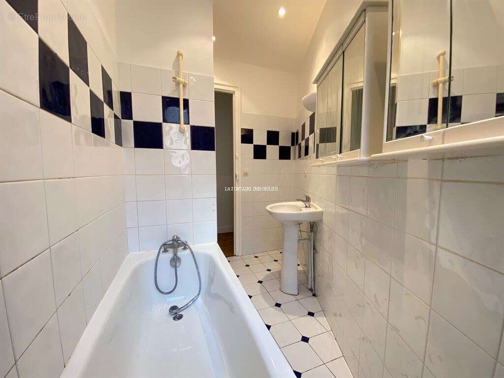 Appartement à PARIS-15E