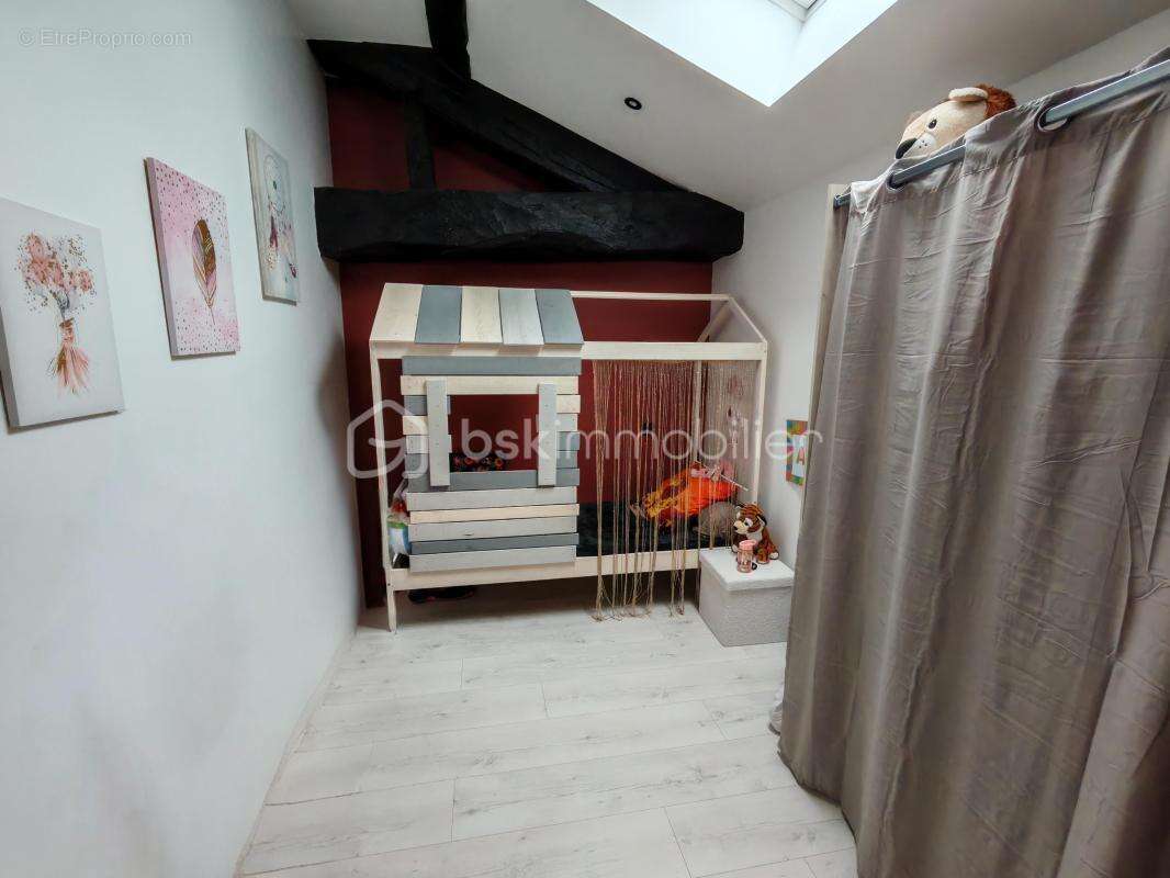 Maison à MONTREVEL-EN-BRESSE