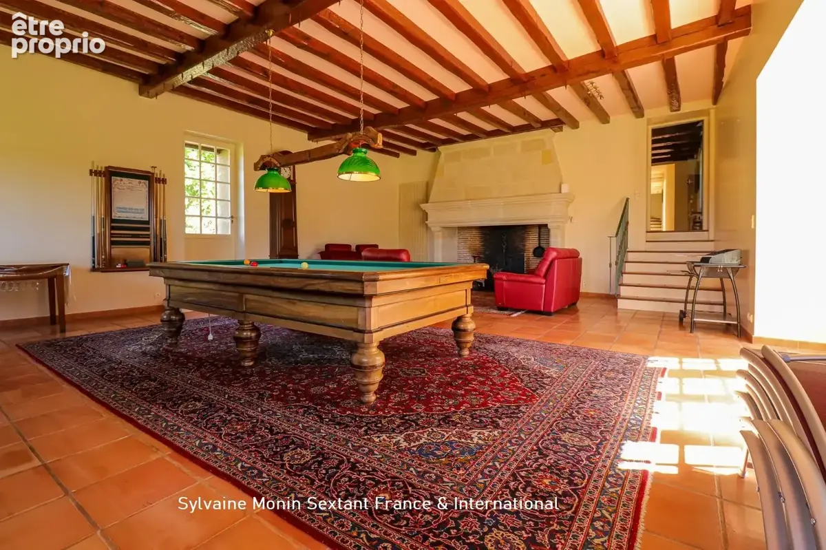 Propriété de caractère en pierre avec piscine et grange, alliant charme de l'ancien et confort contemporain - photo 20