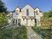 Maison à CHAUMONTEL