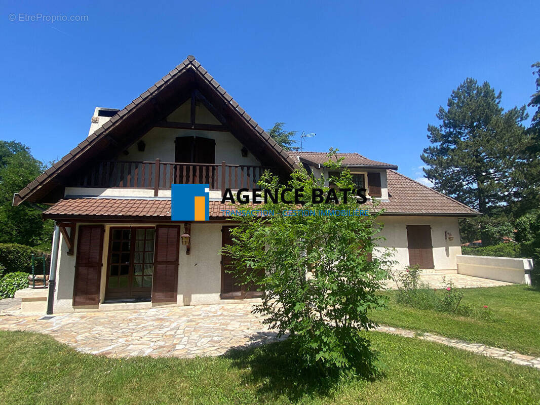 Photo 1 - Maison à ROCHE-LA-MOLIERE