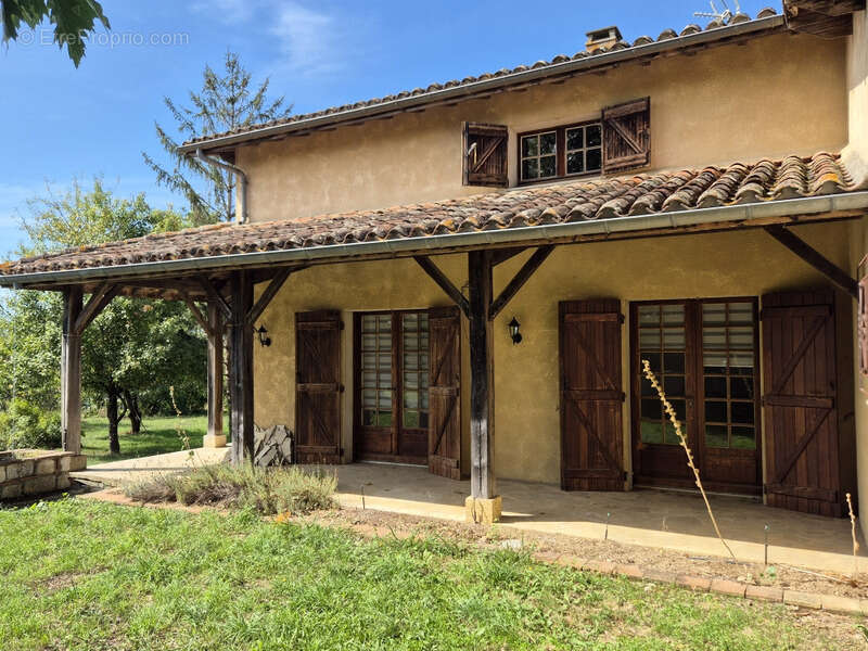 Maison à LA ROMIEU