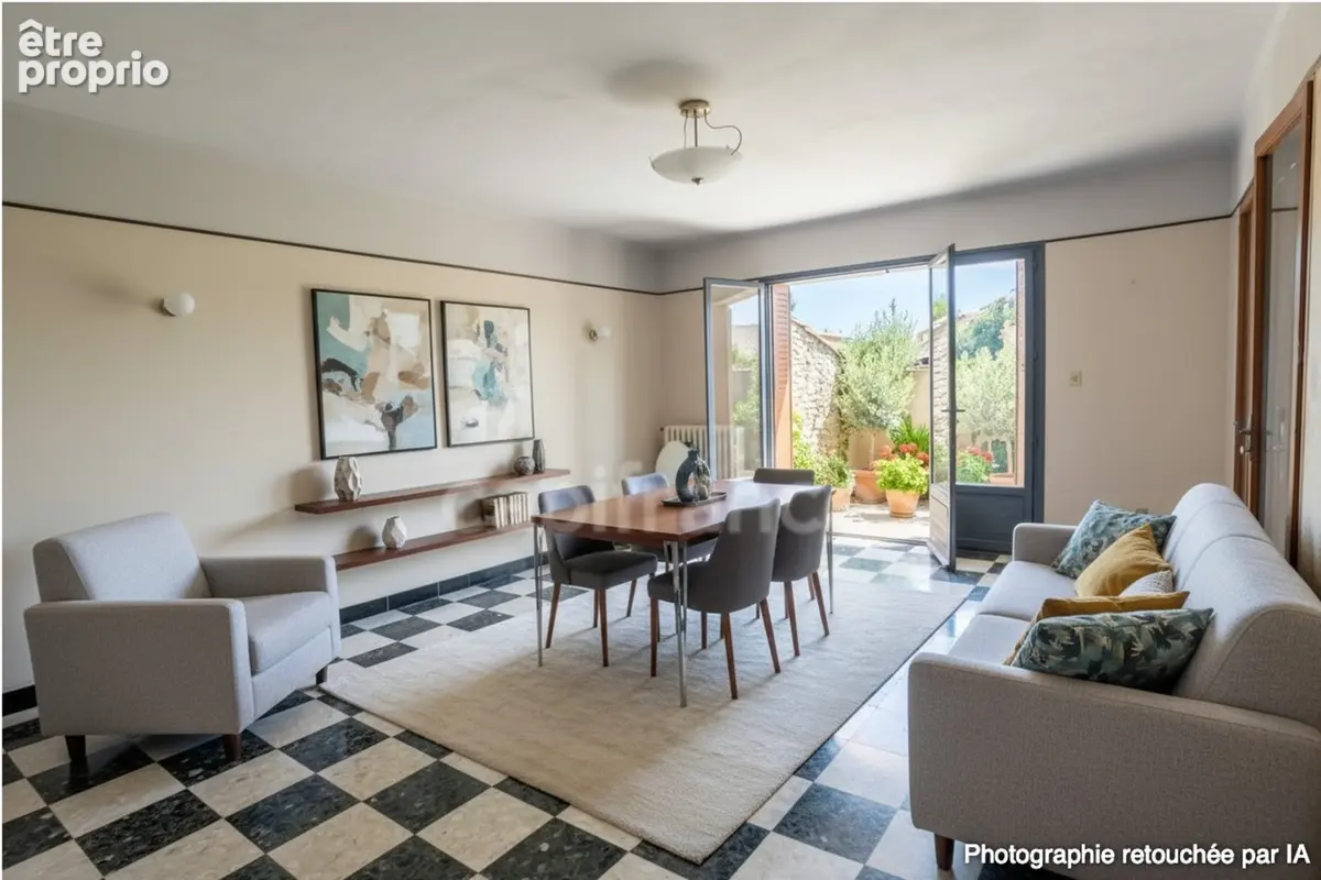 UZES 4km, village toutes commodités : Maison avec grand terrain, garage double et vue dominante ! - photo 6