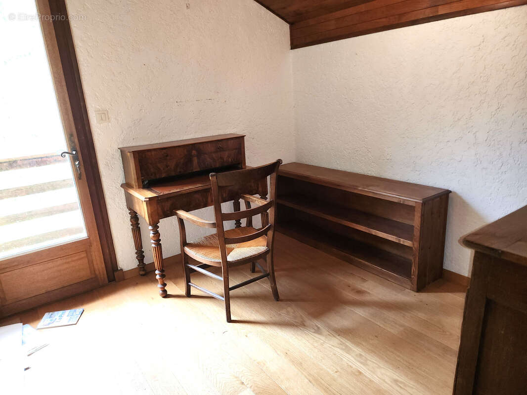 Maison à BEAUVEZER