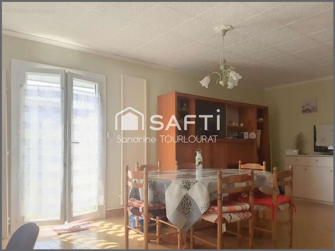 Photo 2 - Maison à MONTALIEU-VERCIEU