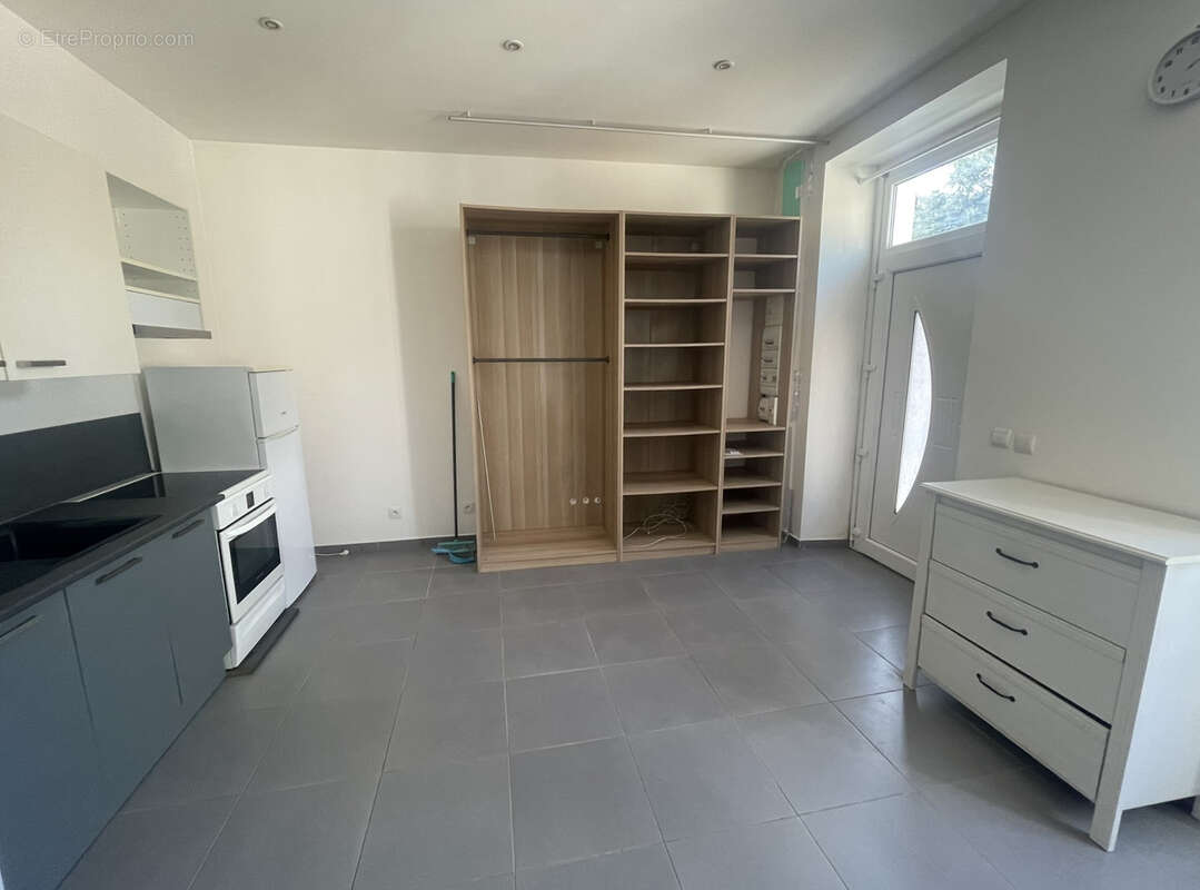 Appartement à LINAS