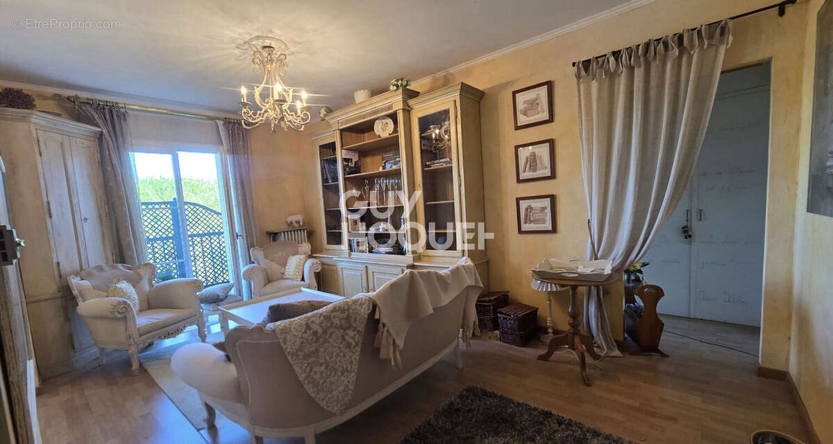 CHARMANT T3 78 m2 + garage + 2 caves - photo 3