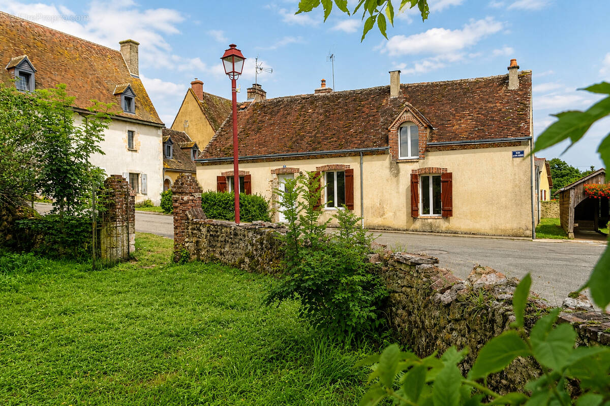 Maison à AUTHON-DU-PERCHE