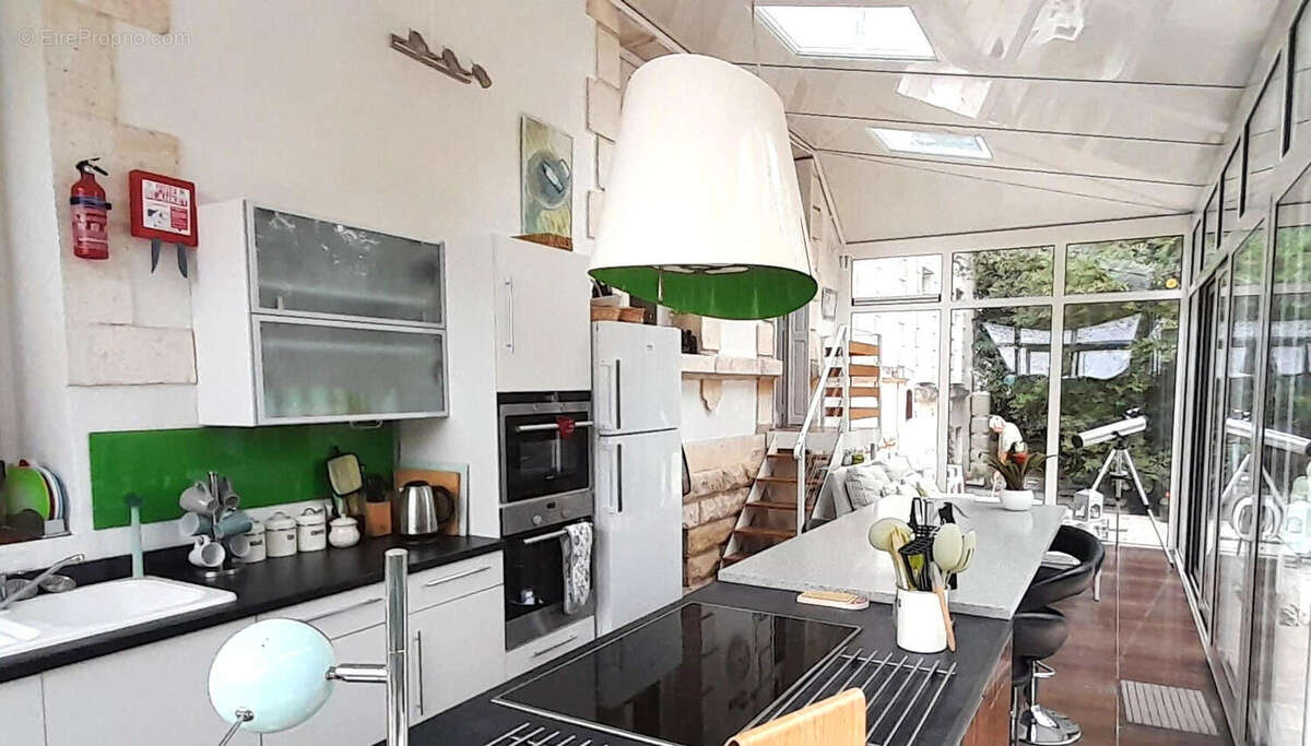 CUISINE - Maison à CONDAC