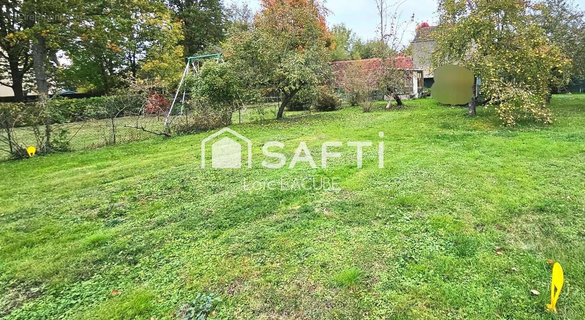 Photo 2 - Terrain à NEAUPHLE-LE-CHATEAU