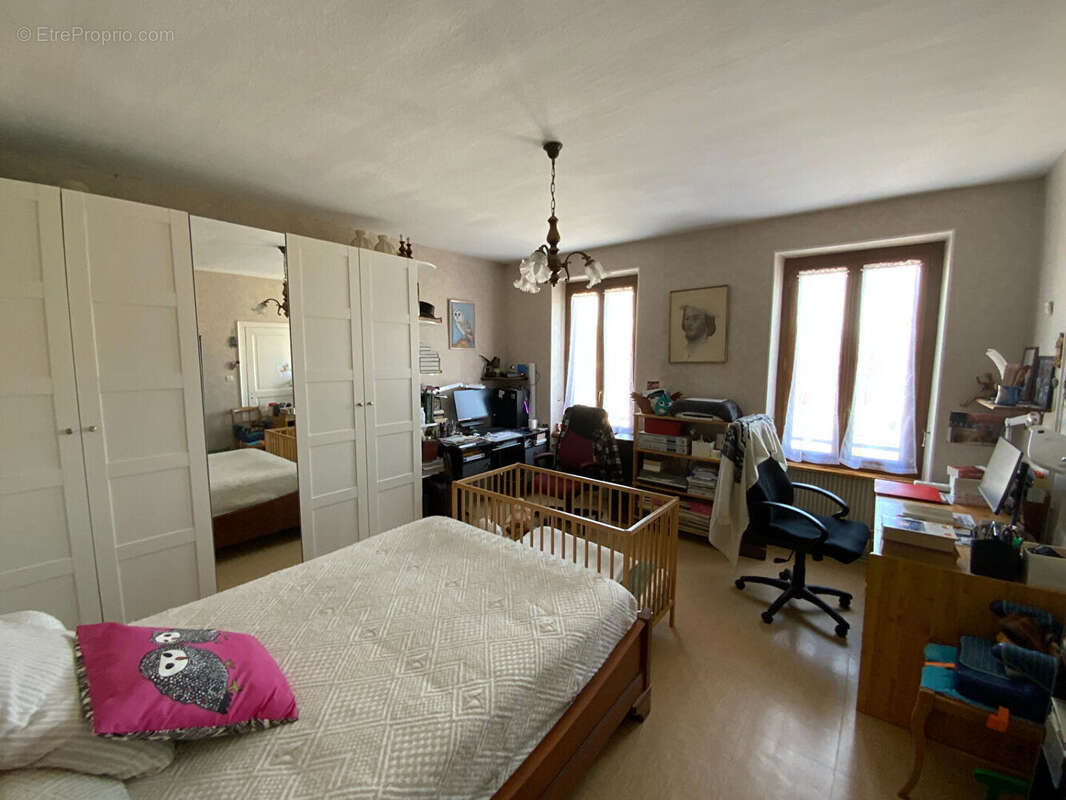 Appartement à MONTCHANIN