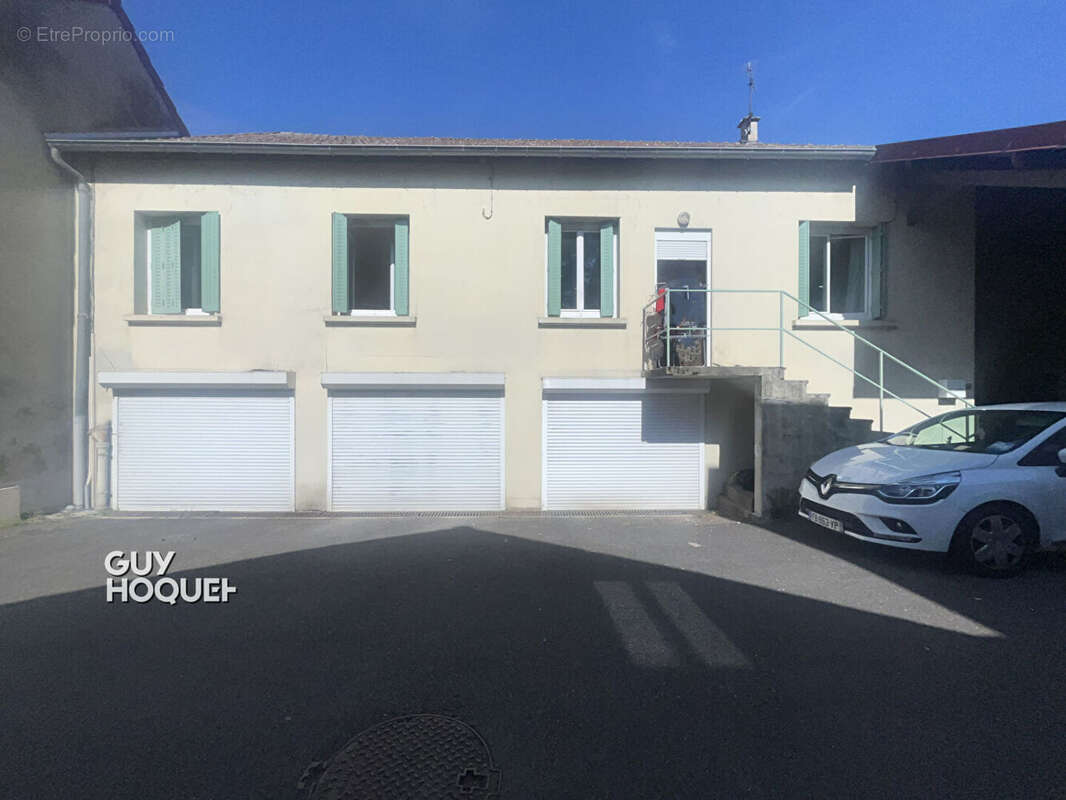 Maison à TOULON-SUR-ARROUX