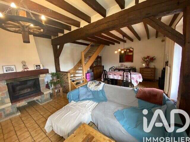 Maison 159 m² à Val-Des-Marais  - photo 5