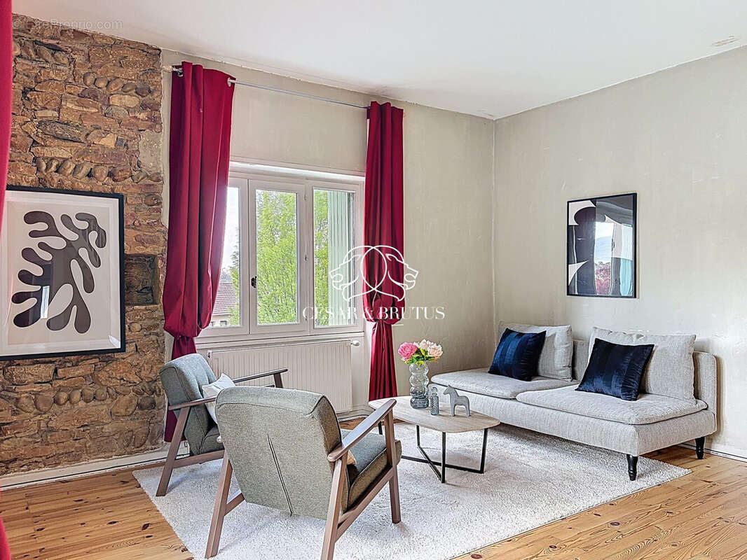 Maison 187 m² à Fleurieu-Sur-Saone  - photo 6