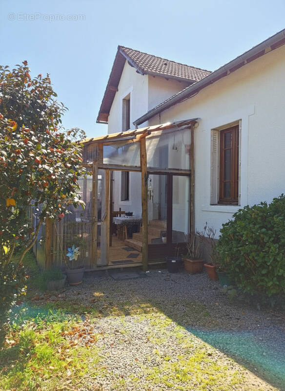 Maison à LES CARS