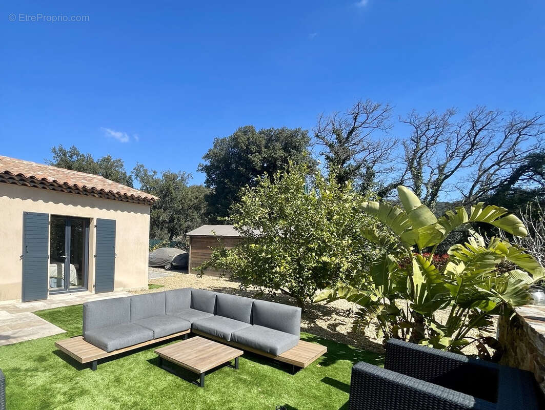 Maison à PLAN-DE-LA-TOUR