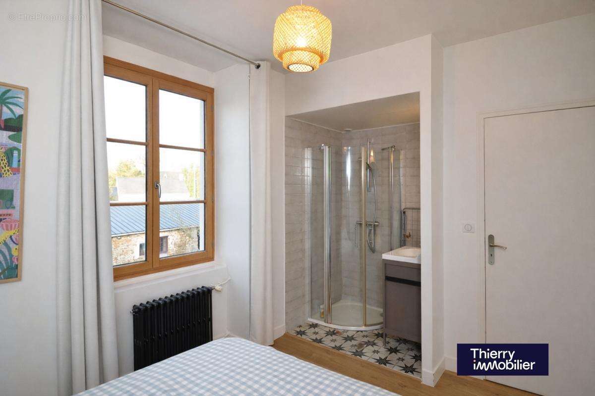 Coueron rare : demeure de charme & volumes d'exception - photo 3