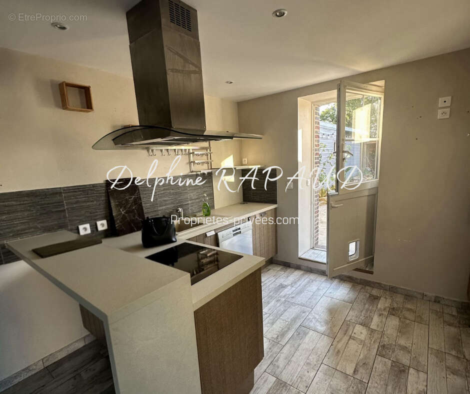 Maison à CONDE-SUR-HUISNE