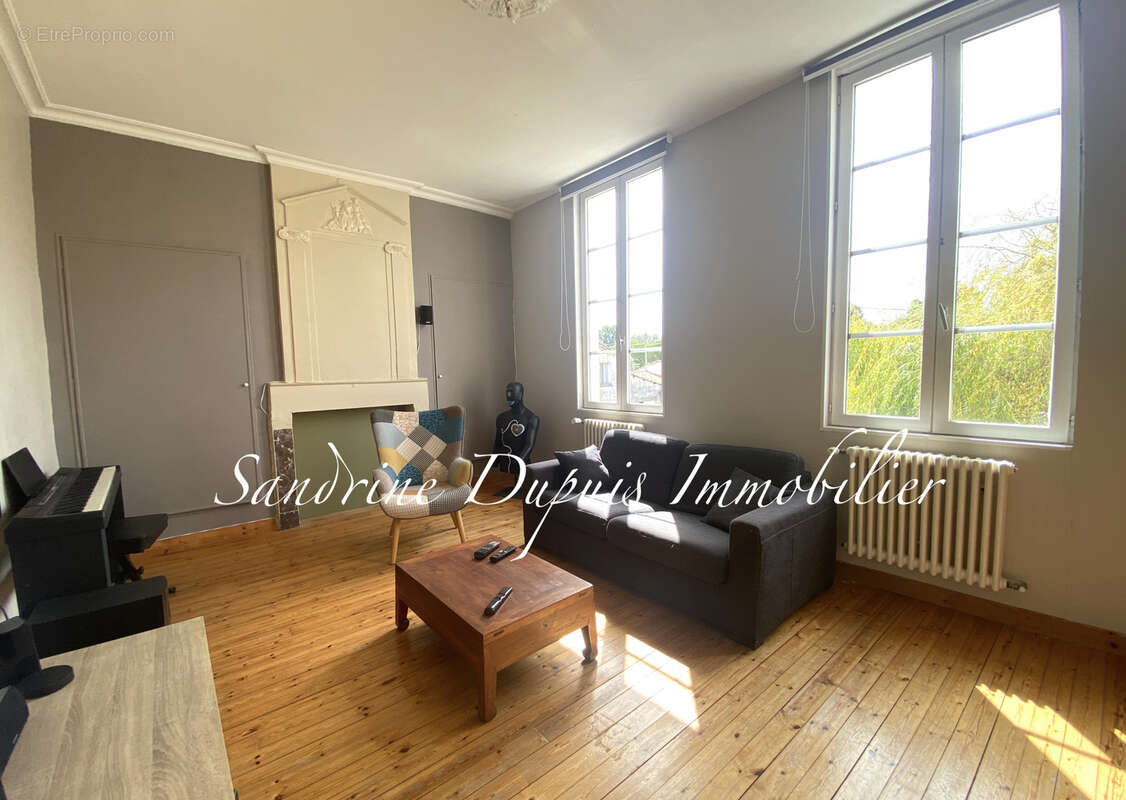 SAINTES : Propriété de charme 6 chambres - photo 11