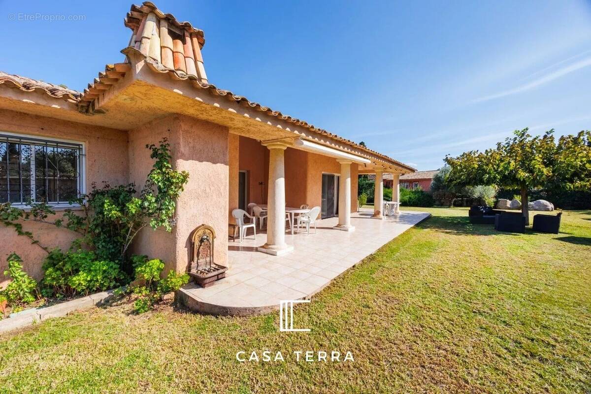 Maison à PORTO-VECCHIO