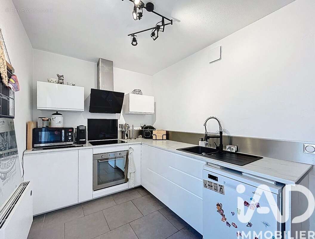 Photo 9 - Appartement à SEPTEMES-LES-VALLONS