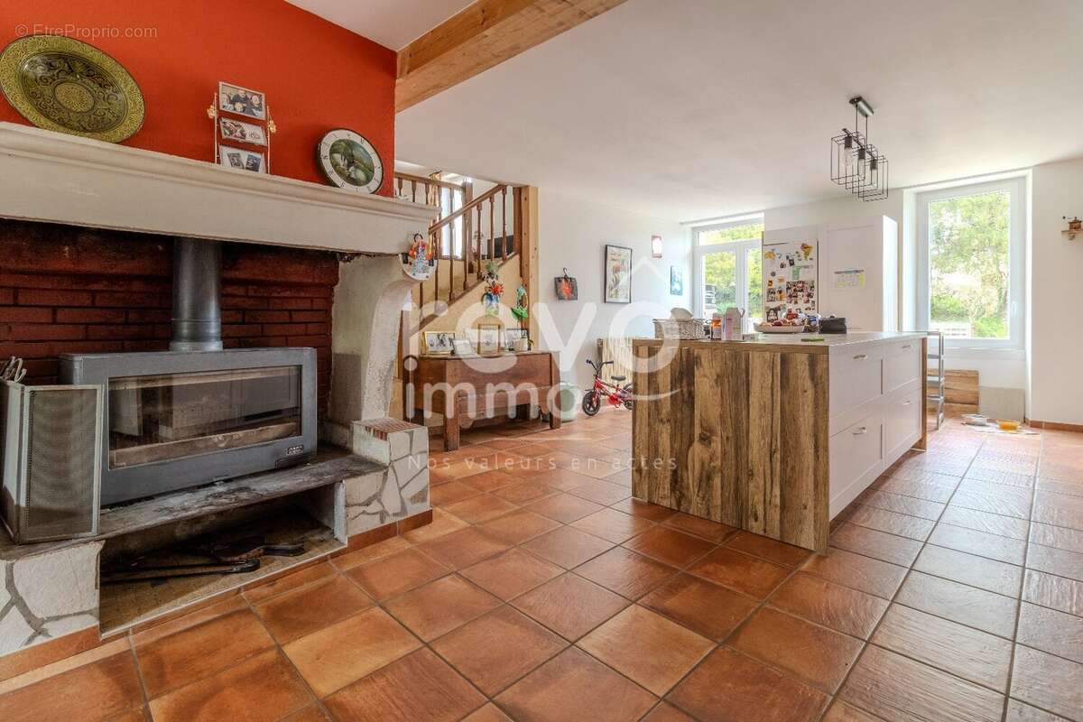 Maison à SAUVETERRE-DE-GUYENNE