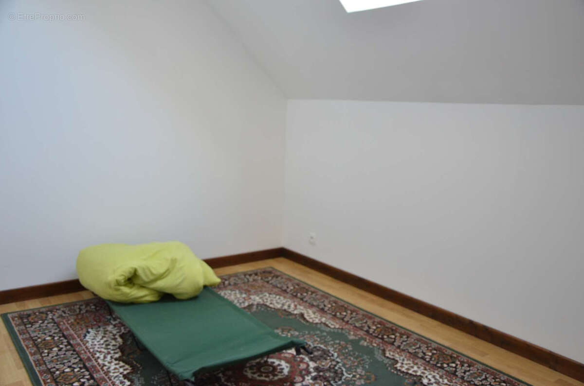 Maison à LE CHATELET