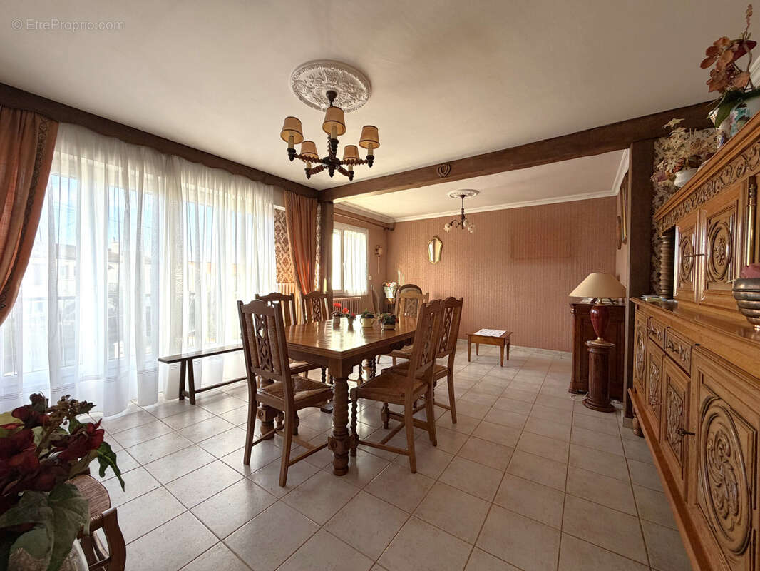 Maison à AIZENAY