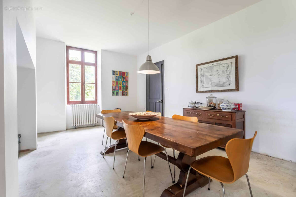 Maison à CASTELNAU-MAGNOAC