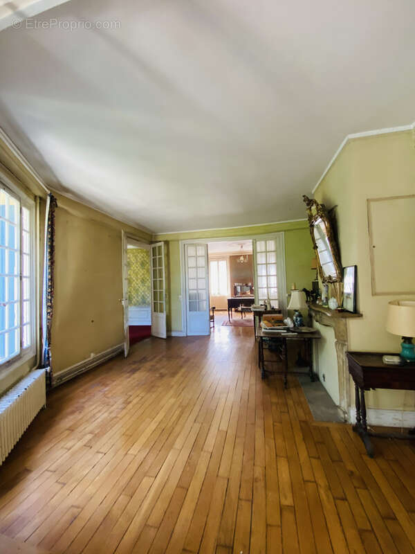 Maison à FONTAINEBLEAU