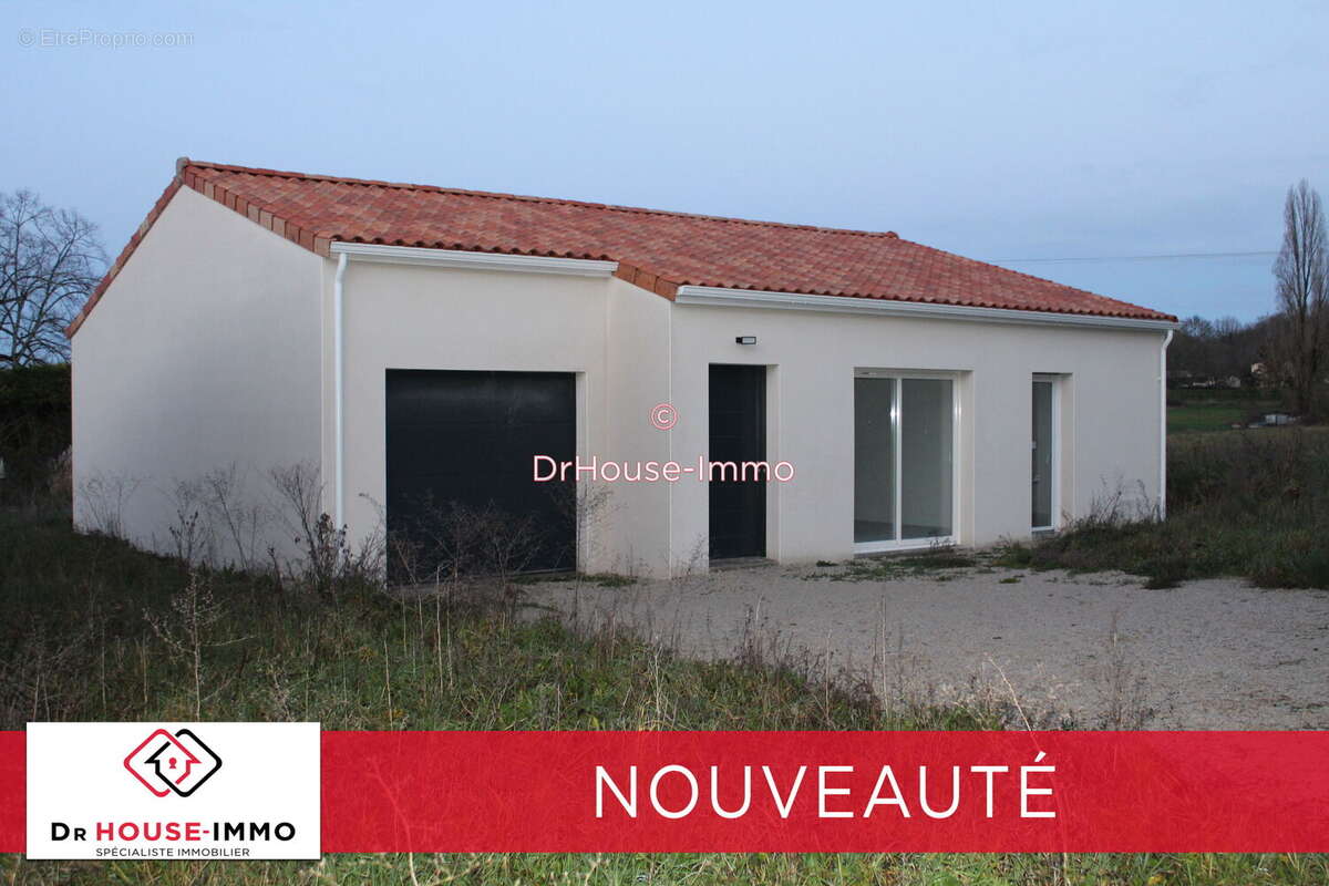 Maison à CHAMPNIERS