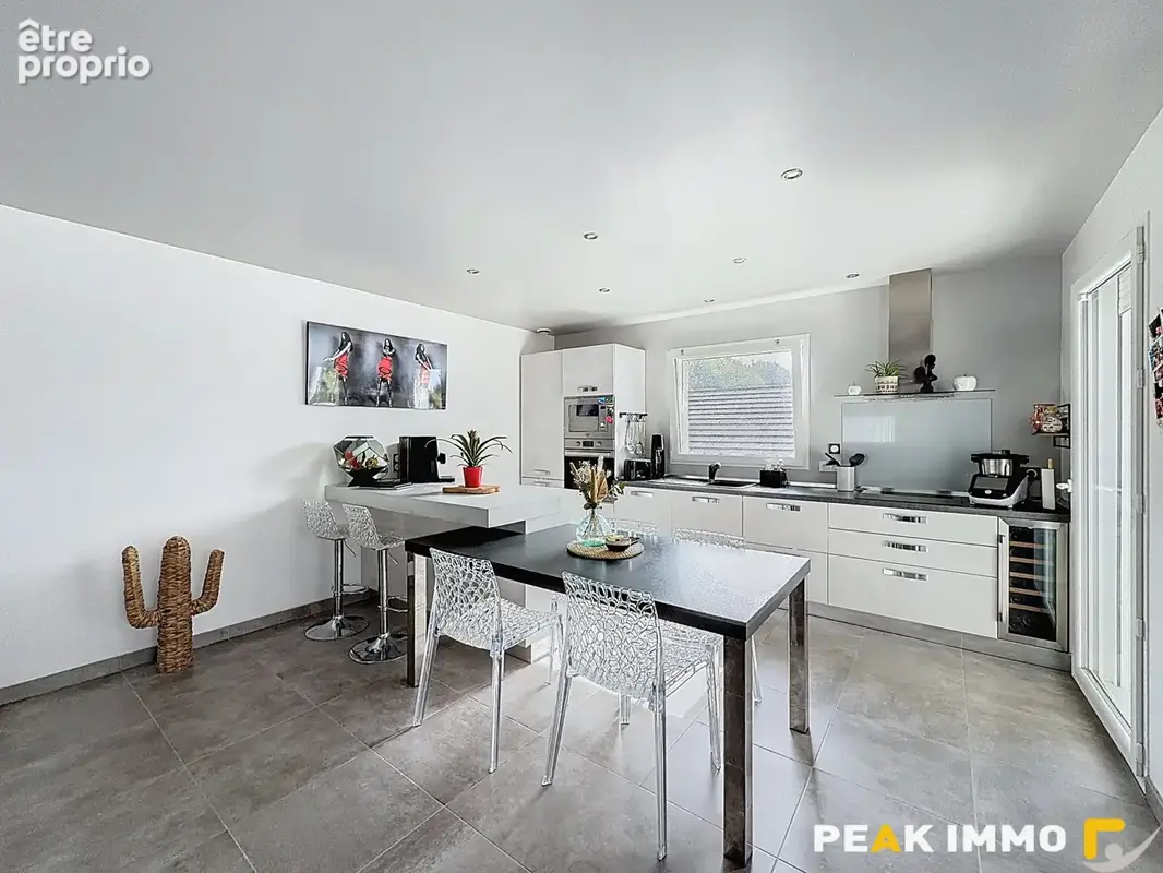 Maison mitoyenne - 4 pièces - 126 m2 - Grésy sur Aix - photo 3