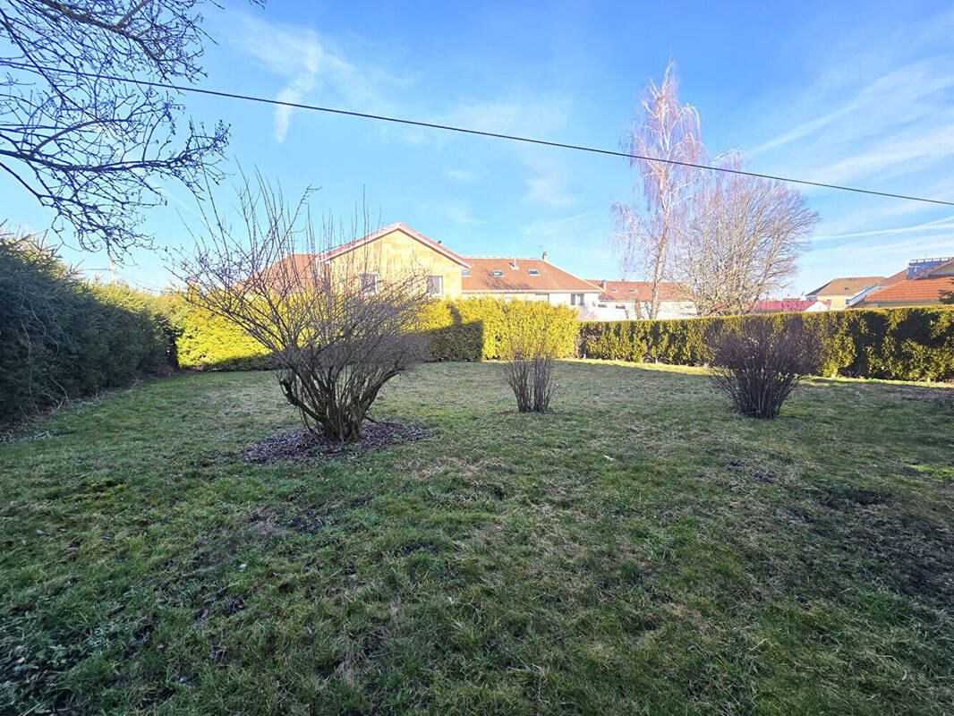 Appartement à FRASNE