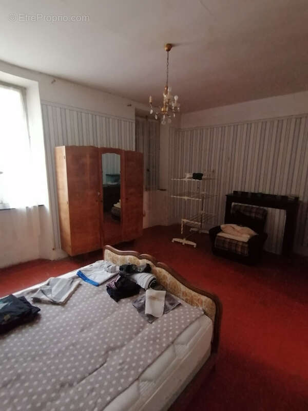 Maison à CASCASTEL-DES-CORBIERES