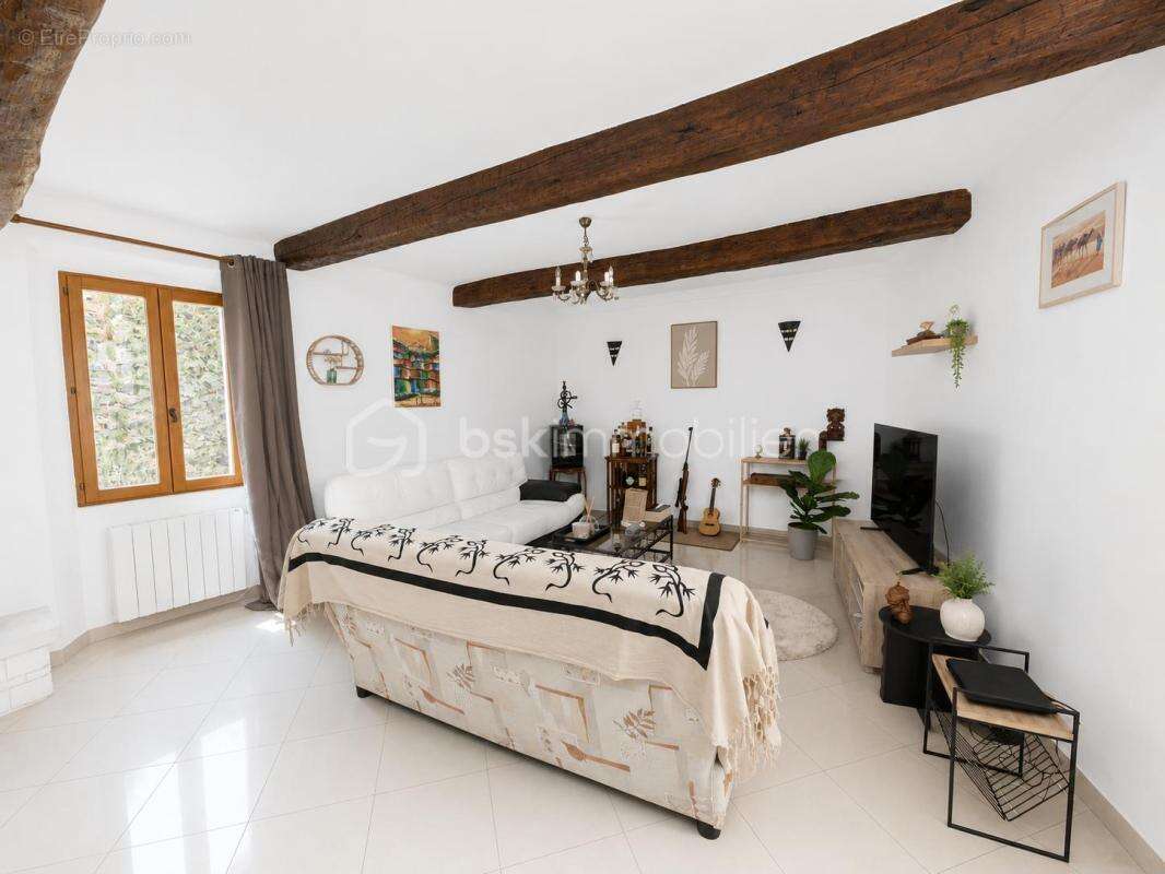 Maison à SALERNES