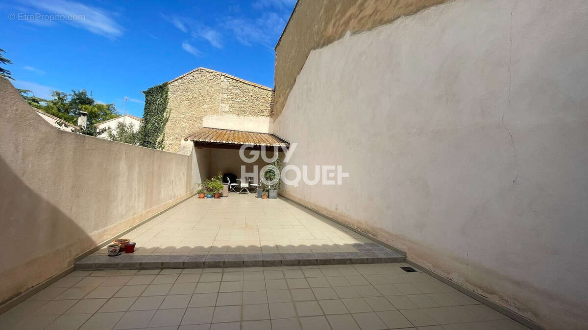 Maison Vigneronne Loupian 6 pièce(s) 150 m² - photo 3