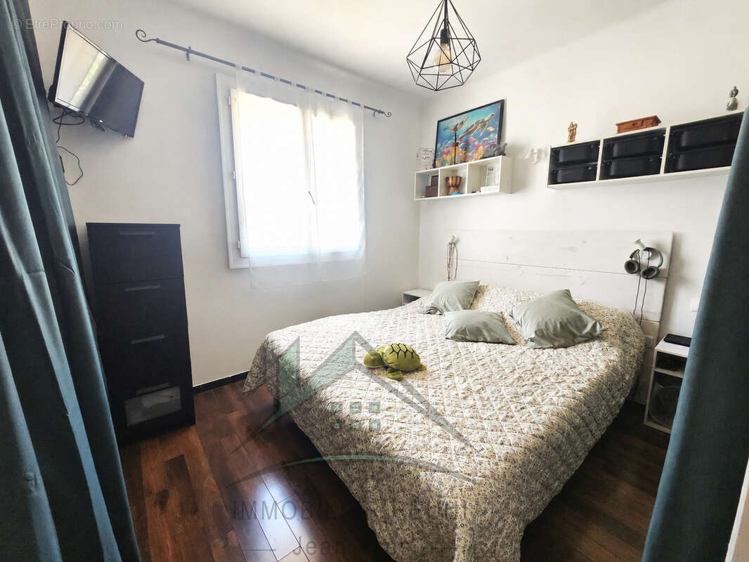 Un lieu atypique aux charmes incontestables ! 2 chambres   Garage   Cave - photo 10