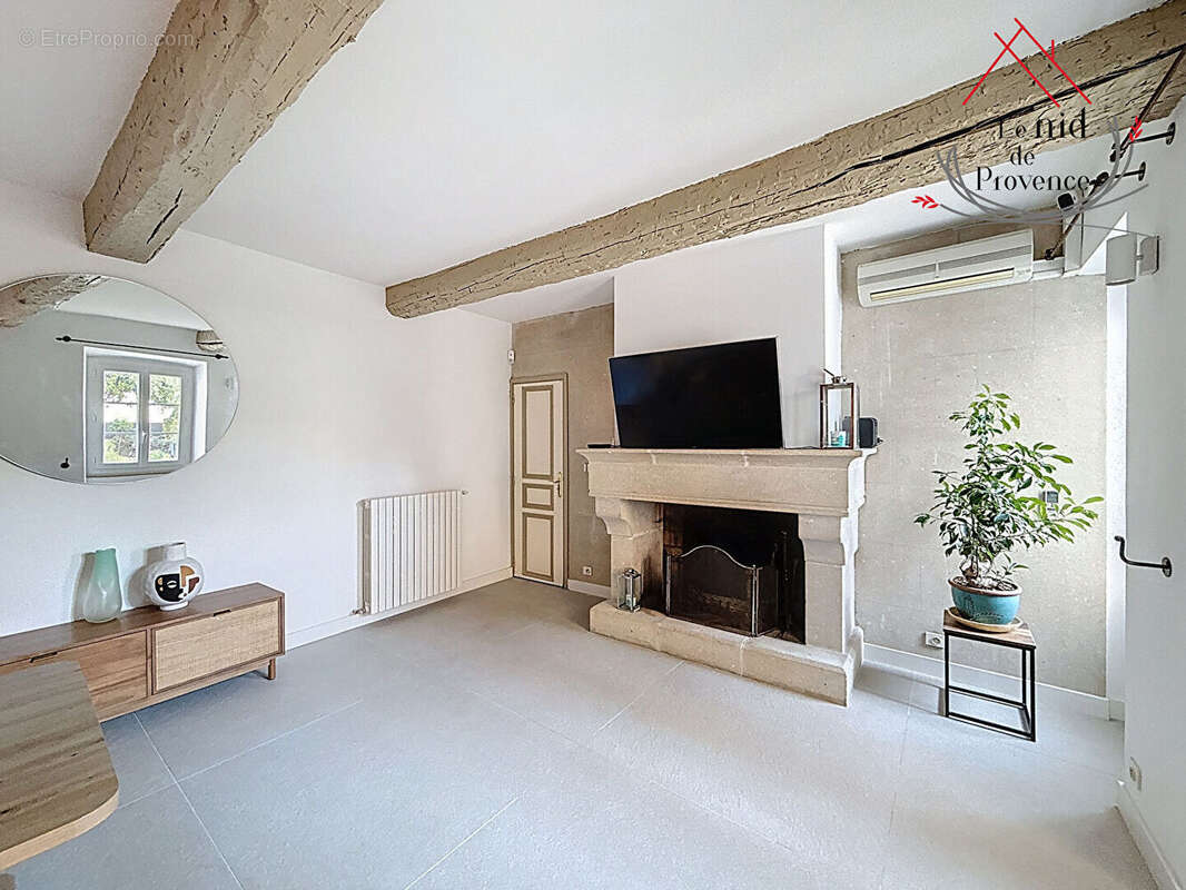 Maison de ville au coeur du village - photo 6