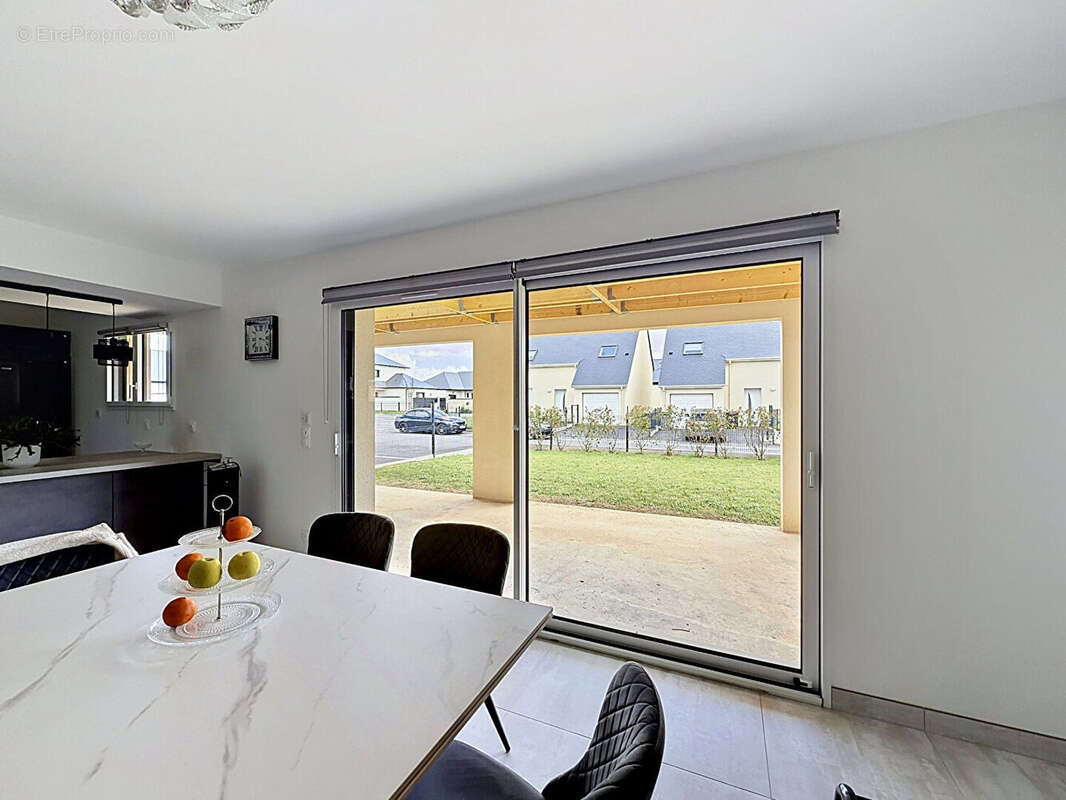 Maison à ESCOVILLE