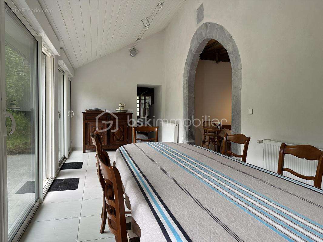 Maison à TARDETS-SORHOLUS