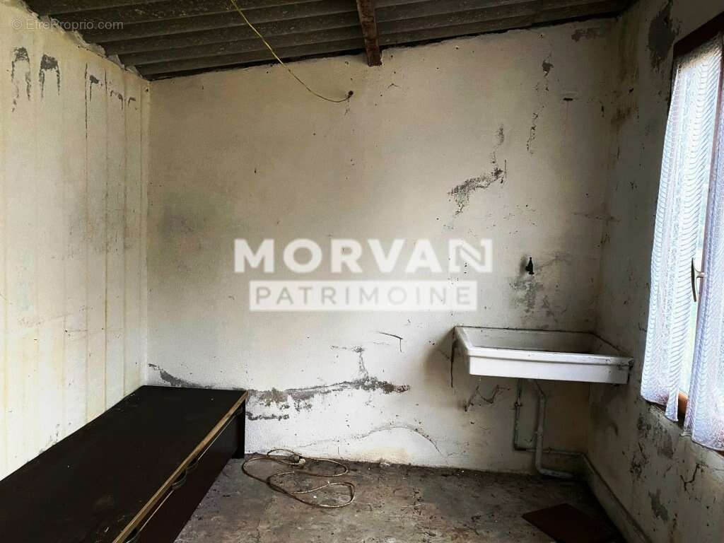 Maison à AUNAY-EN-BAZOIS