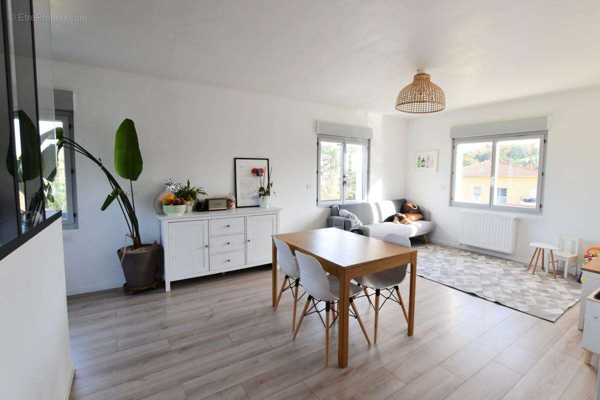 Appartement à FRANCHEVILLE