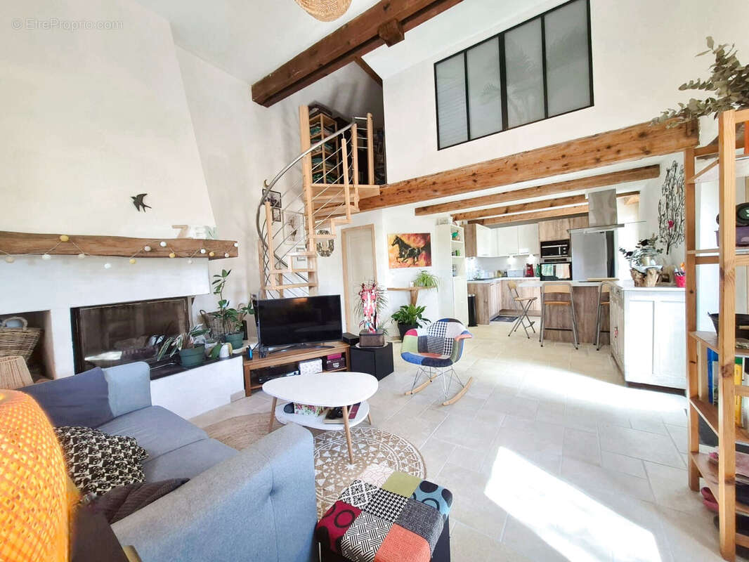 Maison à GOUDARGUES